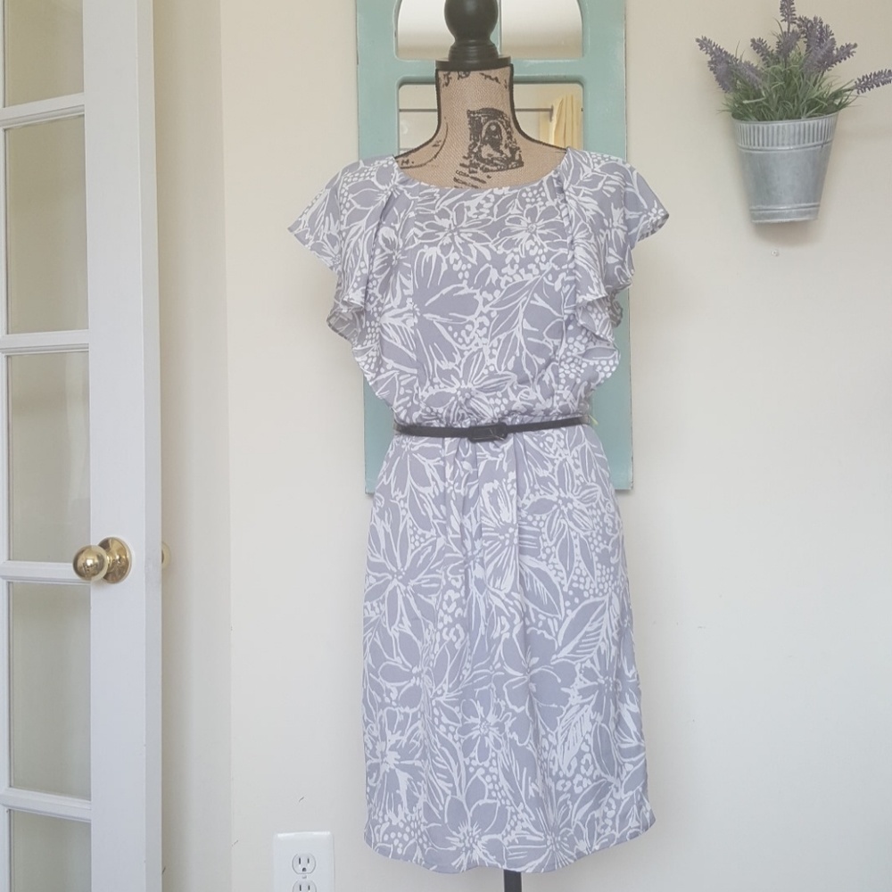 Danny & Nicole silver & white floral dress